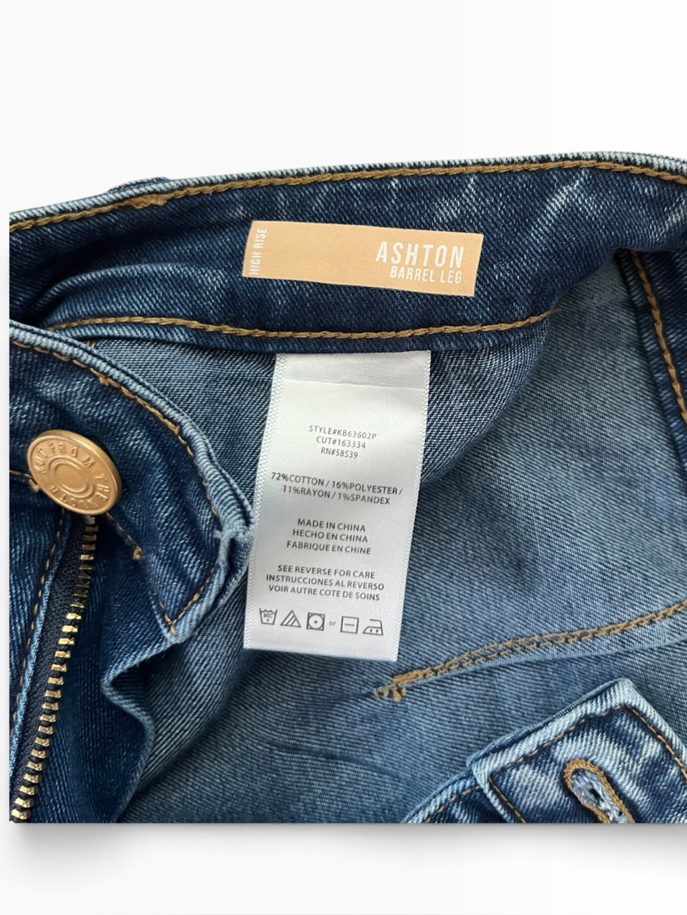 Kut from the Kloth Women’s Barrel Leg Carpenter Jeans in Dark Blue Denim - Picture 4 of 7